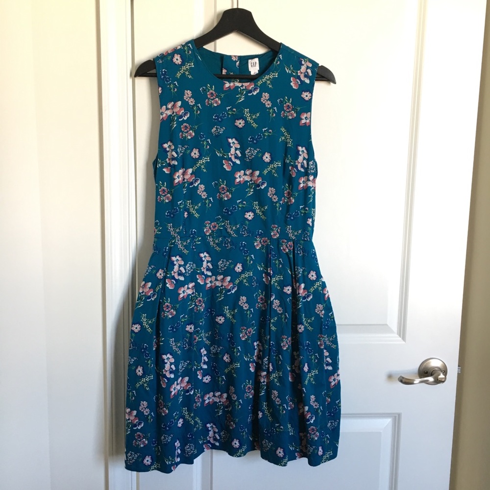 A-line cocktail dress 👗